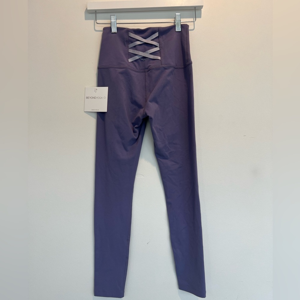 NWT Beyond Yoga Spacedye Midi Leggings with Ribbon Corset Detail